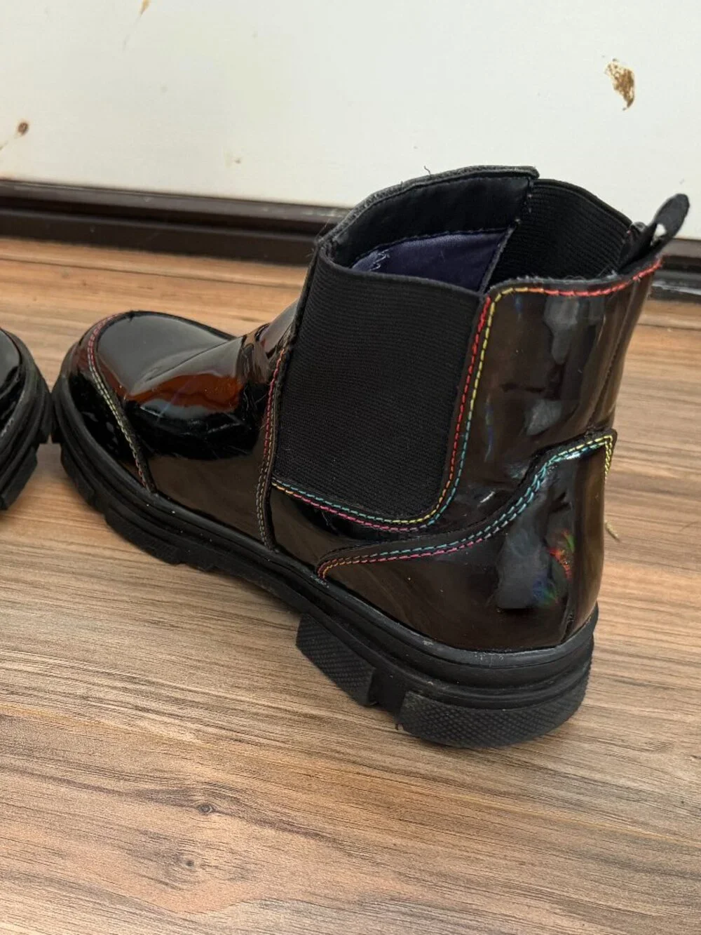 Old Navy Slip On Boots Black Iridescent Size 3